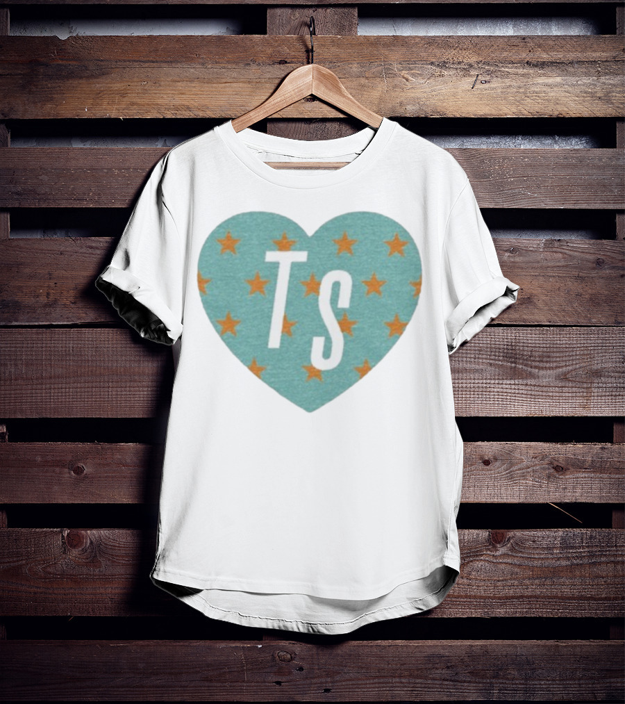 TS Heart With Orange Stars Pattern Design T-Shirt