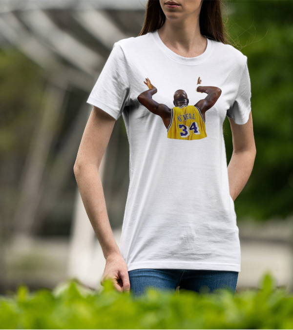 Shaquille O'Neal 34 Los Angeles Lakers Basketball Iconic Celebration T-Shirt