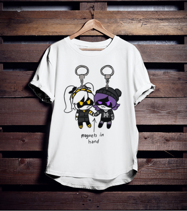"Juzi Magnets In Hand Cute Anime Keychain Characters" T-Shirt