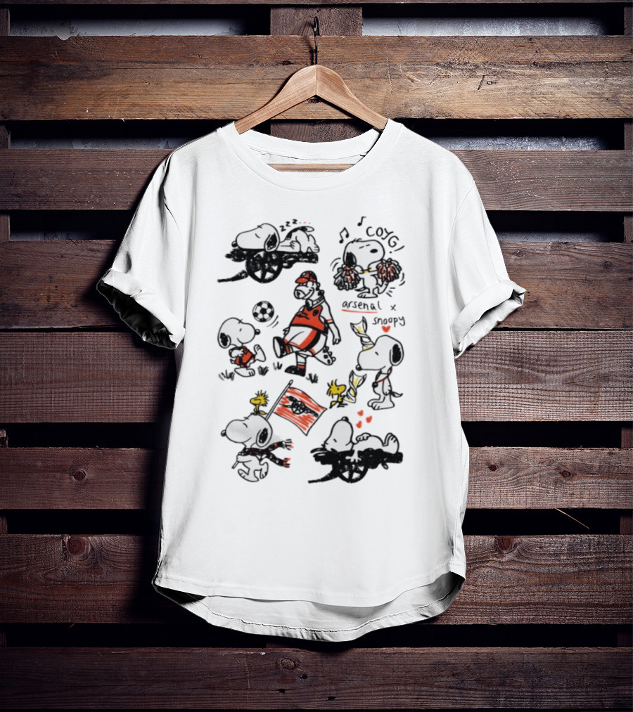 Arsenal Snoopy Football Soccer Icon Collaboration T-Shirt