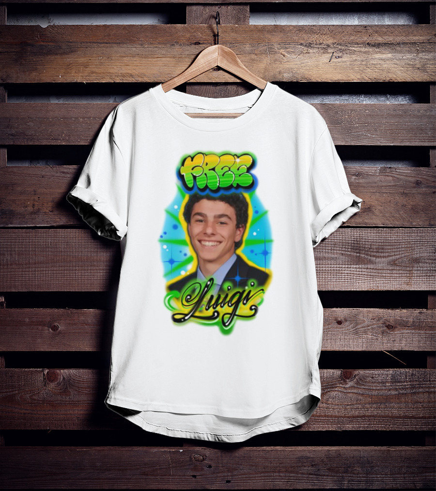 Free Luigi Colorful Airbrush Style T-Shirt