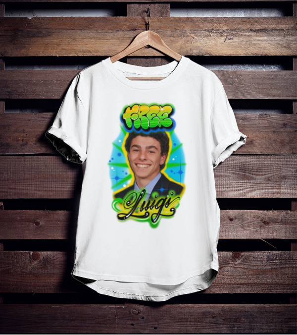 Free Luigi Colorful Airbrush Style T-Shirt