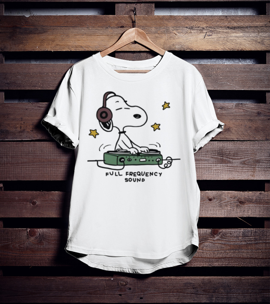 Snoopy Full Frequency Sound DJ Headphones T-Shirt