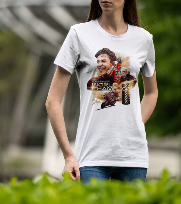 Marc Márquez 2025 MotoGP World Champion Ducati Lenovo Team Grand Prix Signature T-Shirt