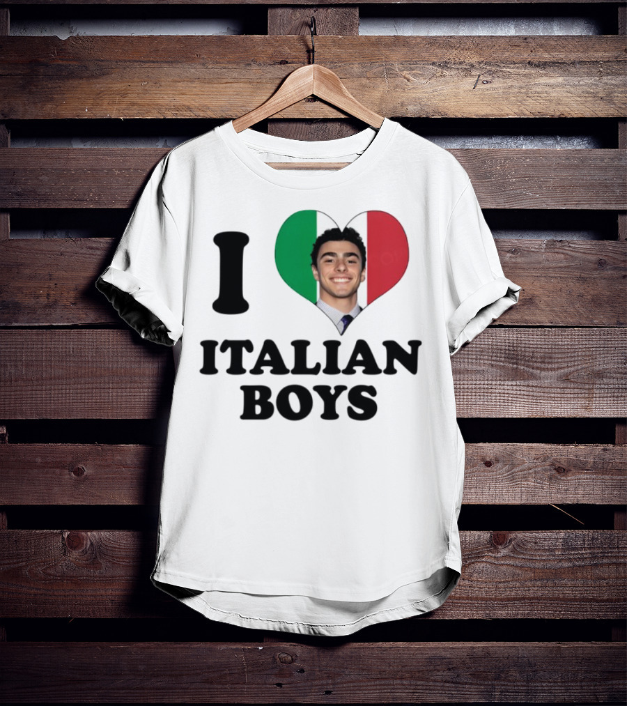 Luici Mangione I Love Italian Boys Heart Italy Flag T-Shirt