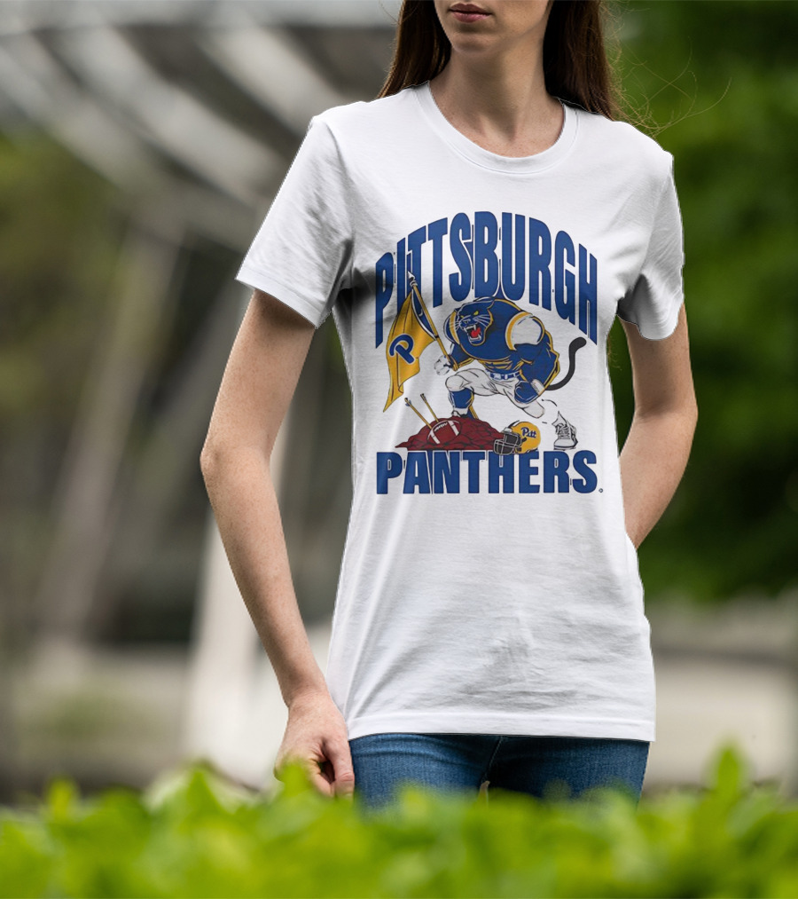 Pittsburgh Panthers Pitt Mascot Planting Flag Football Helmet T-Shirt