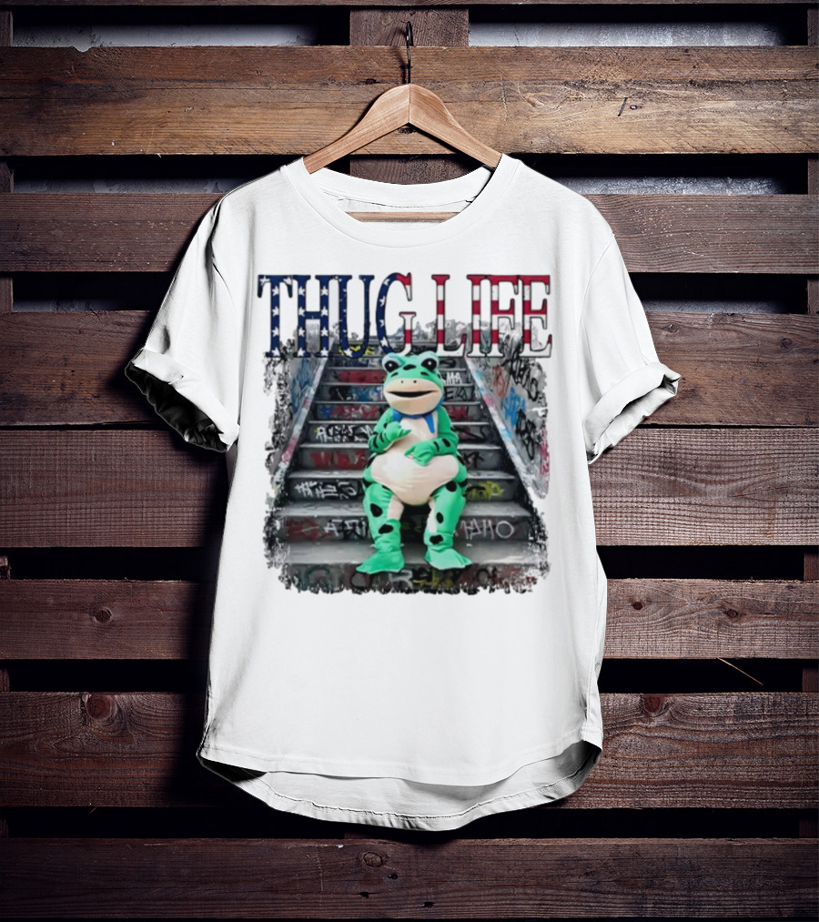 THUG LIFE Frog Costume Graffiti Steps T-Shirt