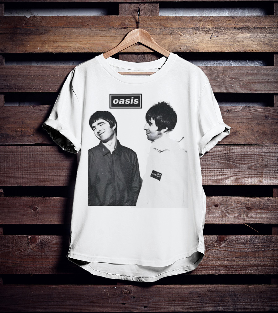 Noel Vs Liam Gallagher Oasis Band Kangol Vintage T-Shirt