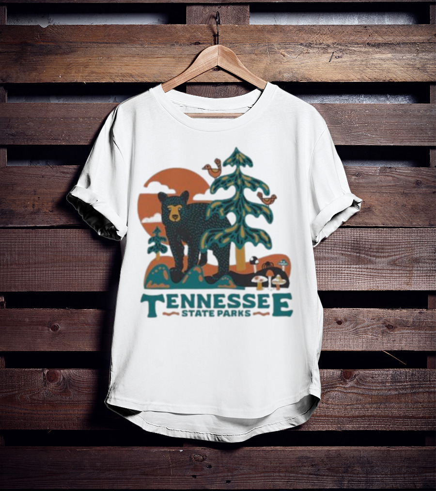 Tennessee State Parks Bear Nature Scene And Forest Wildlife T-Shirt