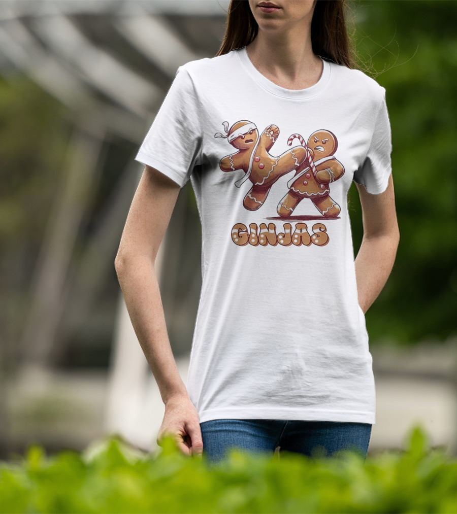 Gingerbread Man Karate Ginjas Merry Christmas Candy Cane Fight T-Shirt