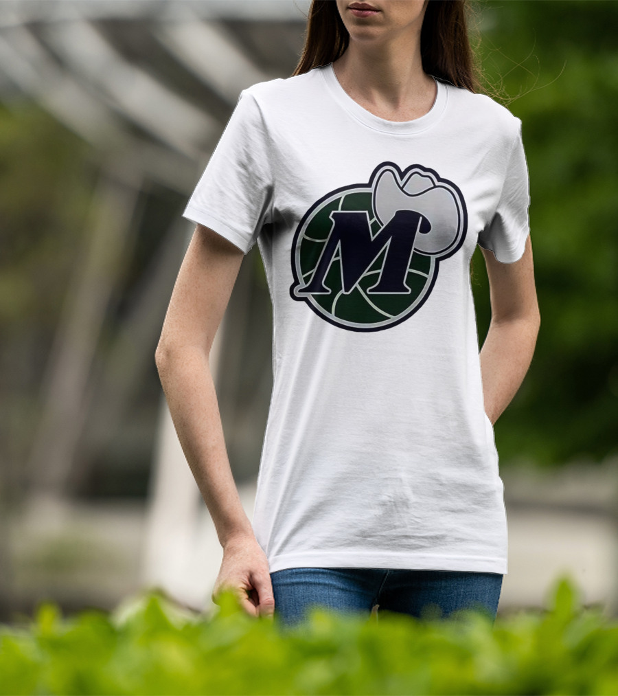 Dallas Mavericks M With Cowboy Hat And Basketball Icon T-Shirt
