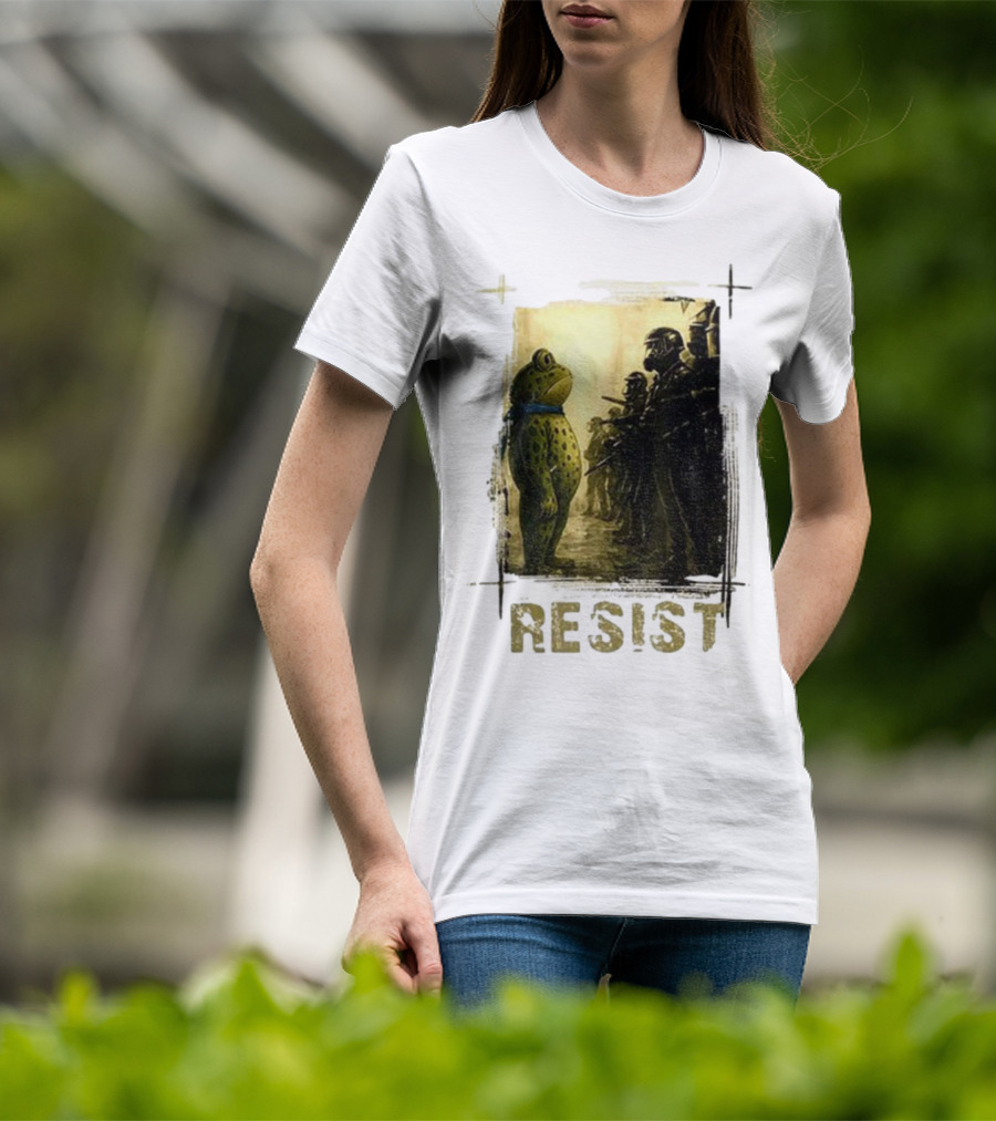 Resist Portland Frog Protest Vintage Activist Police Confrontation T-Shirt