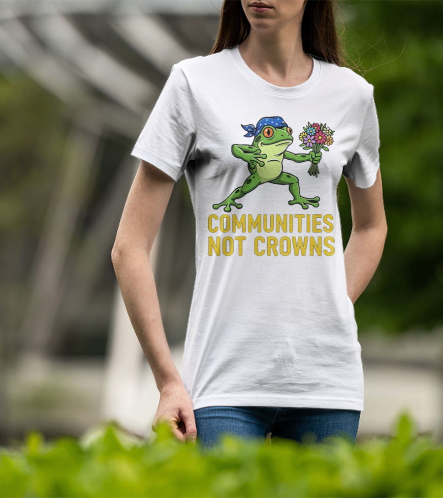 Portland Frog Protester Communities Not Crowns Bandana Frog With Flowers T-Shirt