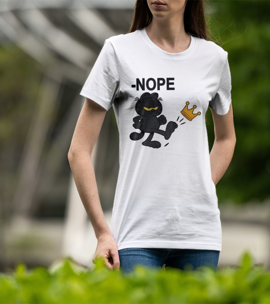 NOPE Black Cat Kicking Crown No Kings In America T-Shirt