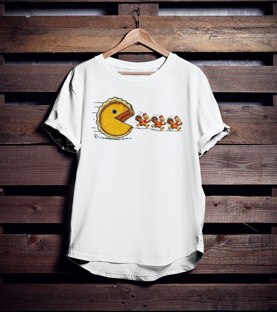 Thanksgiving Turkey Chase With Retro Pumpkin Pie Eating Game Theme T-Shirt