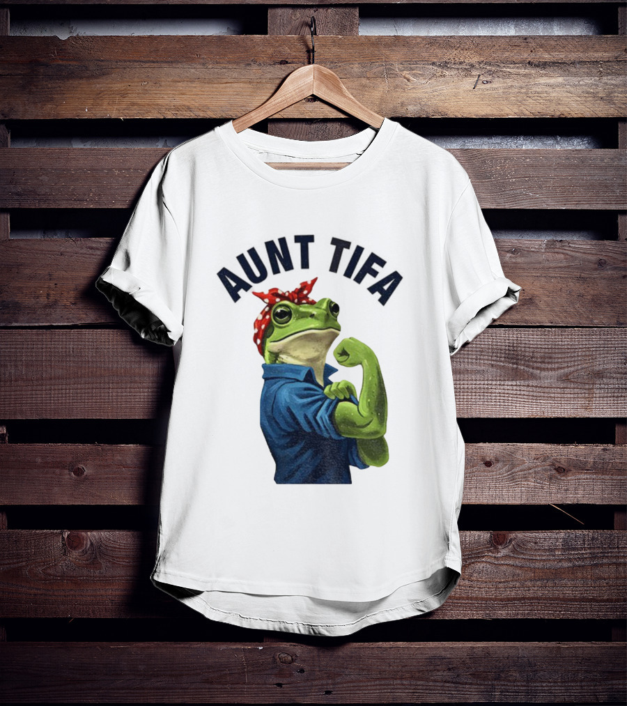 Aunt Tifa Rosie The Riveter Frog Meme Resist T-Shirt