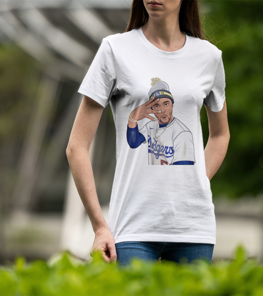 Mookie Betts Los Angeles Dodgers Pom-Pom Beanie Baseball 2024 T-Shirt