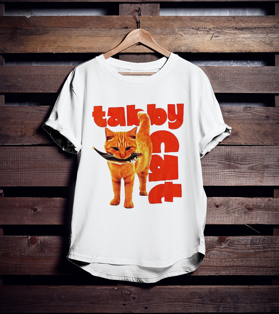 Tabby Cat Holding Fish Meme Retro Font T-Shirt