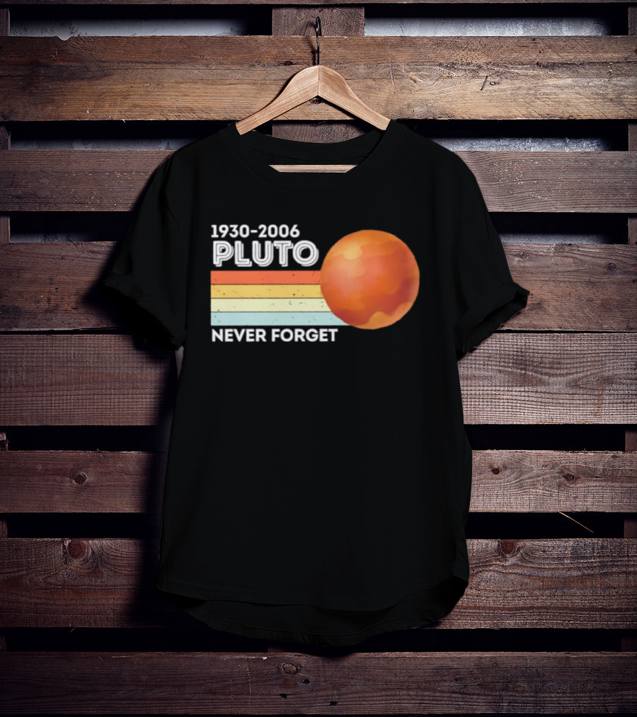 Pluto Never Forget 1930 2006 Vintage Retro Planet Tribute T-Shirt