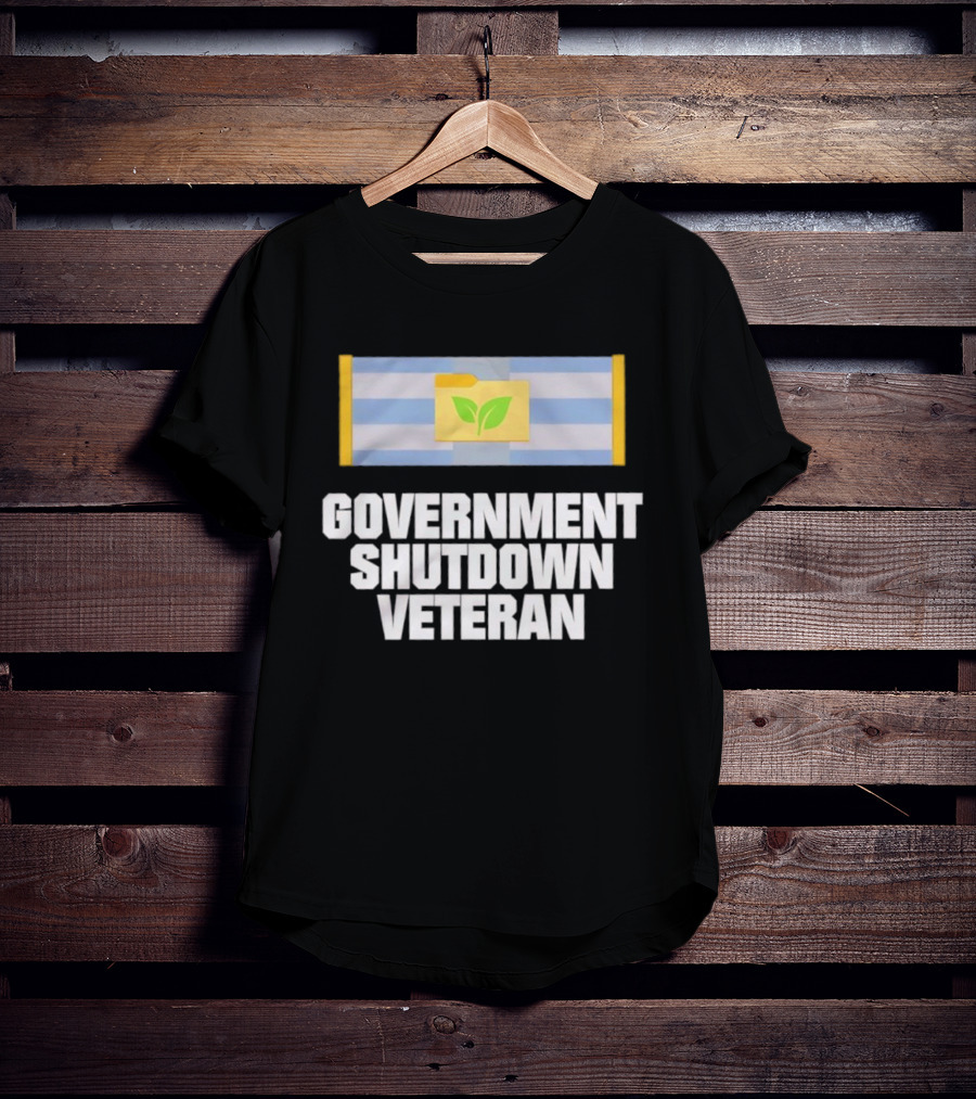 Government Shutdown Veteran Green Leaves Folder Icon Stripes T-Shirt