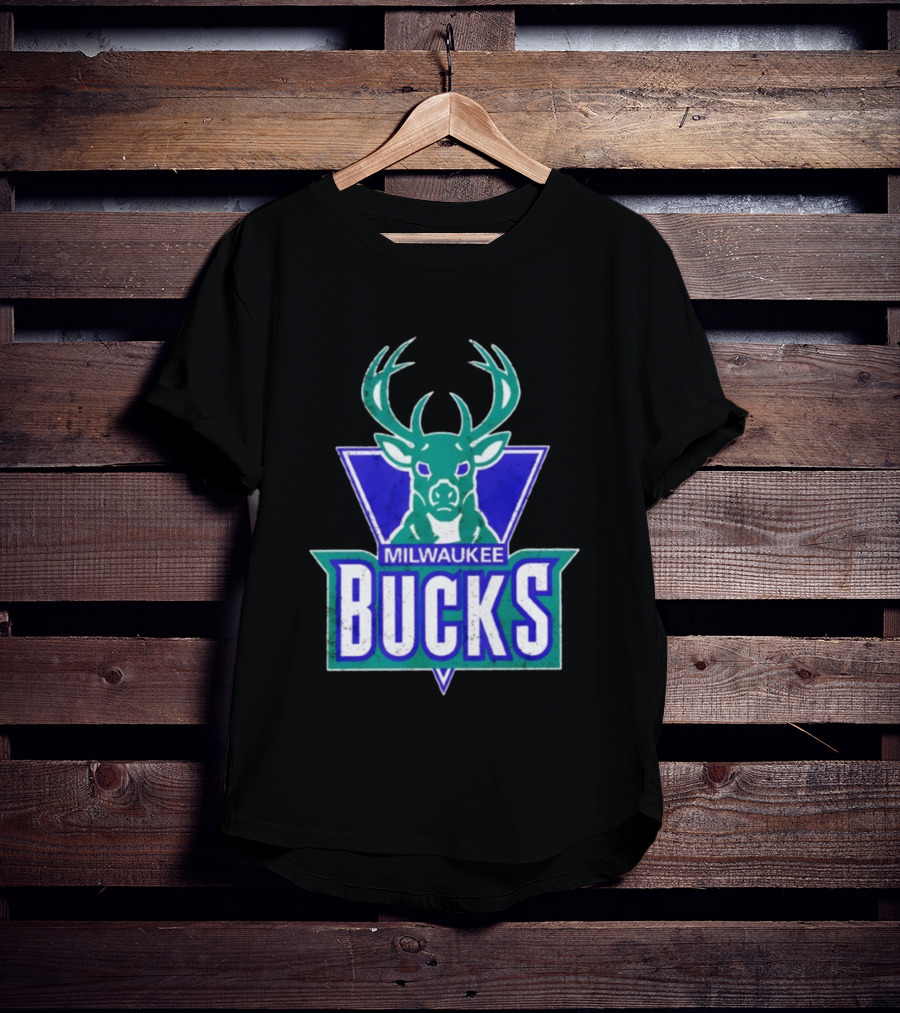 Milwaukee Bucks Deer Head Emblem Retro Style T-Shirt