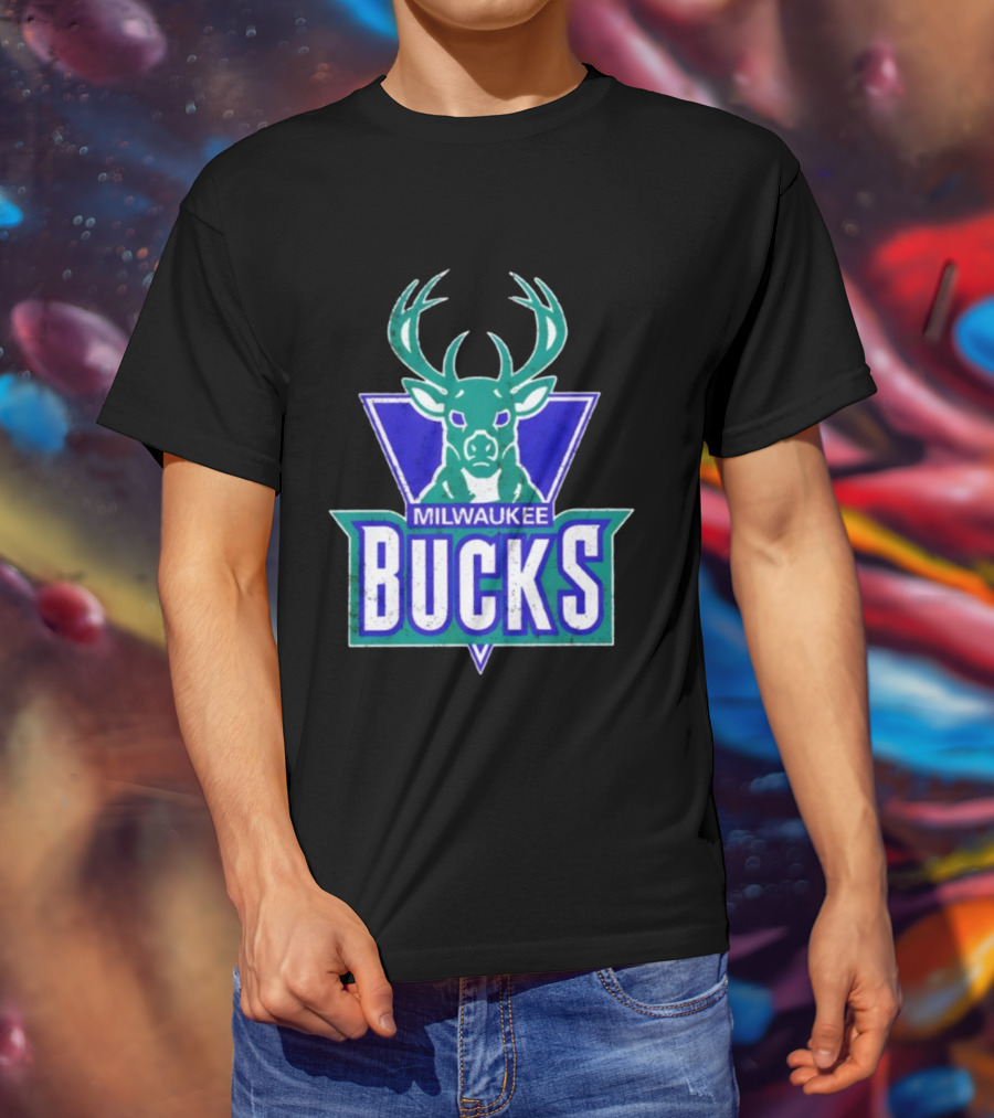 Milwaukee Bucks Deer Head Emblem Retro Style T-Shirt