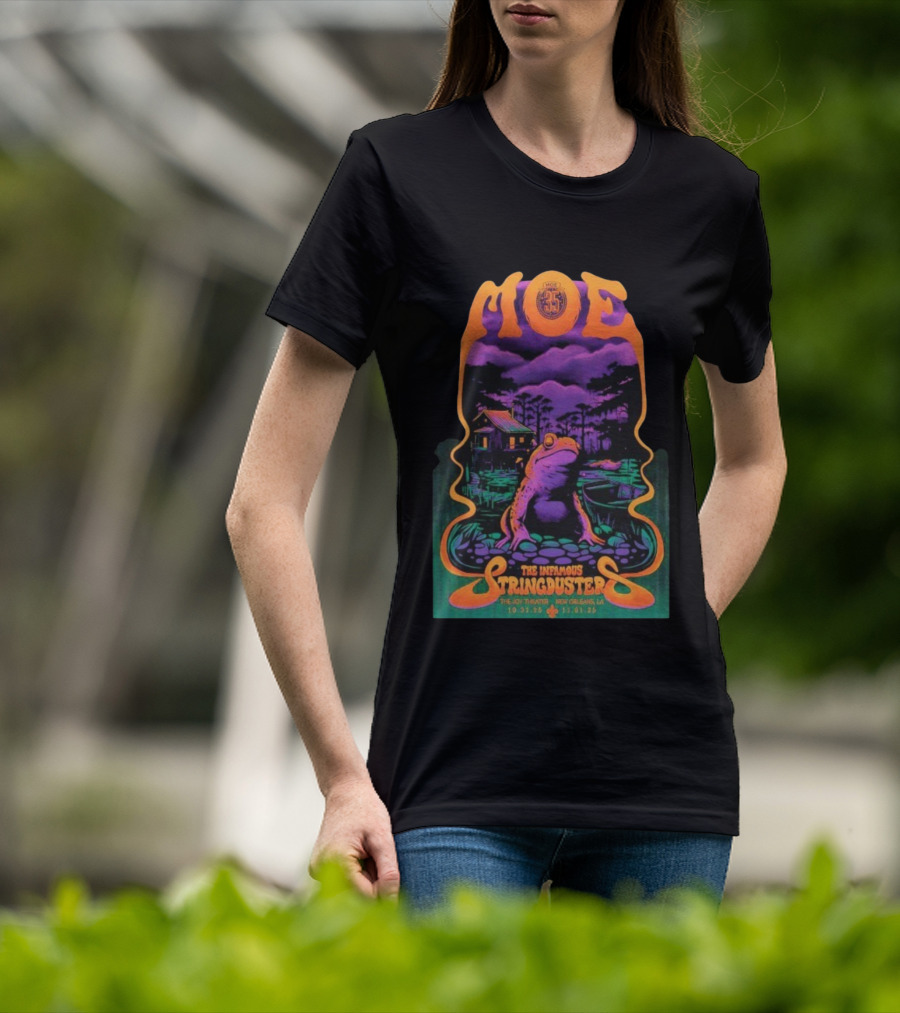 Moe. The Infamous Stringduster Halloween 2025 New Orleans Joy Theater Frog Swamp Scene T-Shirt