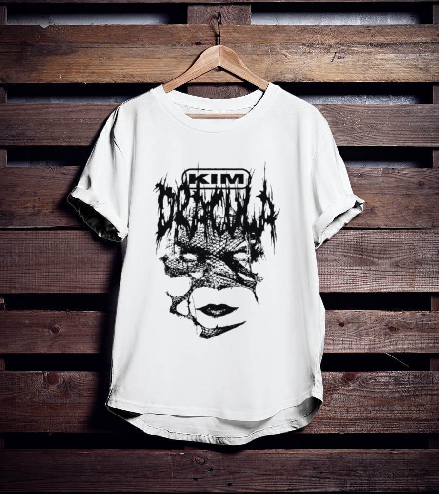 Kim Dracula Eye Lips Monochrome Design T-Shirt