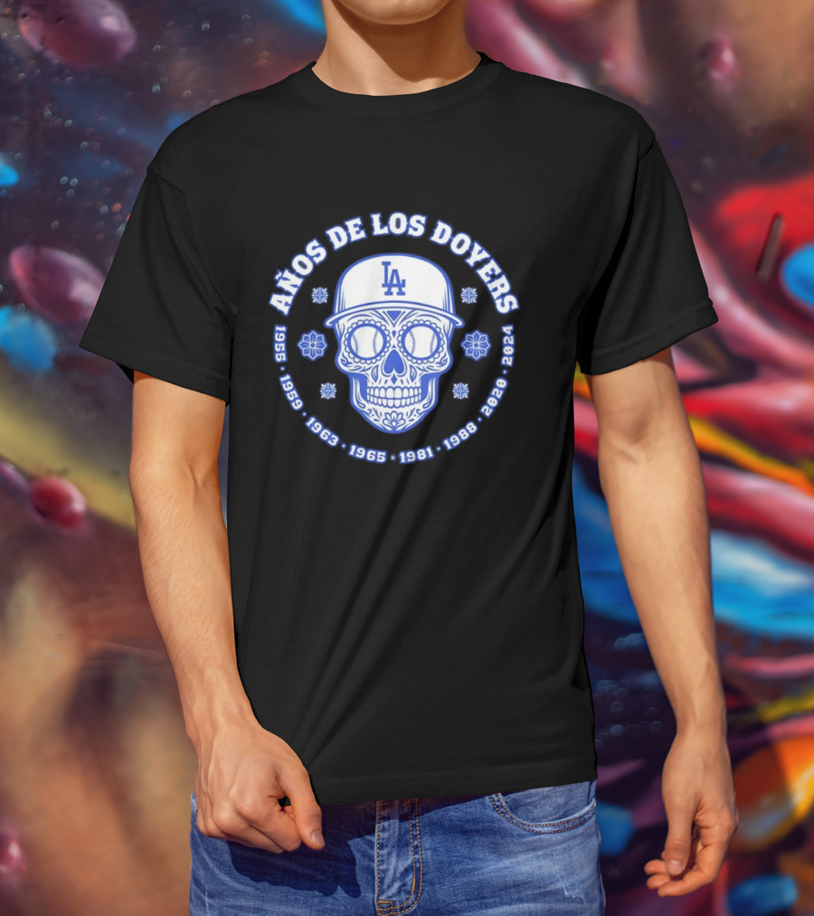 Años De Los Doyers 1955 1959 1963 1965 1981 1988 2020 2024 LA Skull T-Shirt