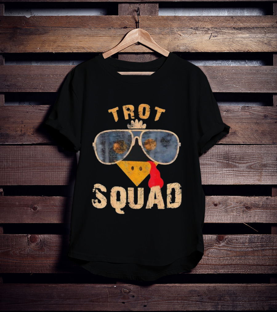 Thanksgiving Turkey Trot Squad Sunglasses Turkey Face 2025 Race T-Shirt