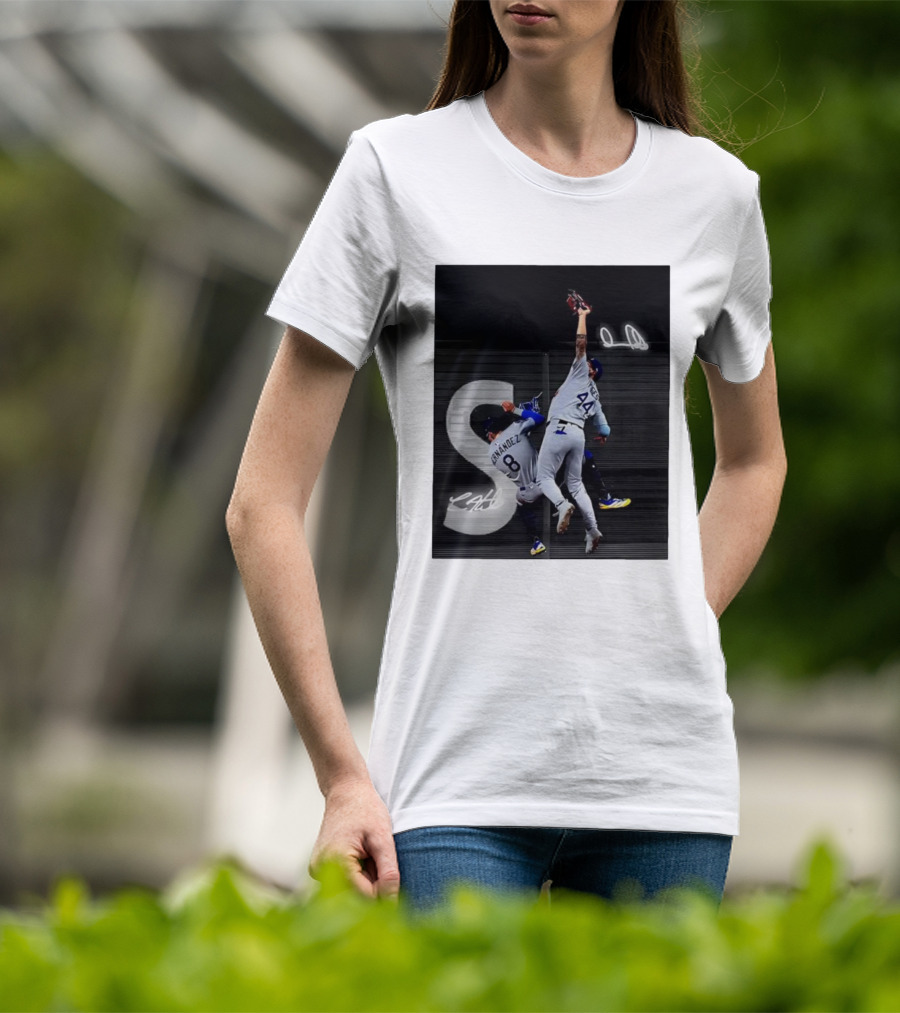 World Series Game 7 Hernández 8 Pages 44 Signatures T-Shirt