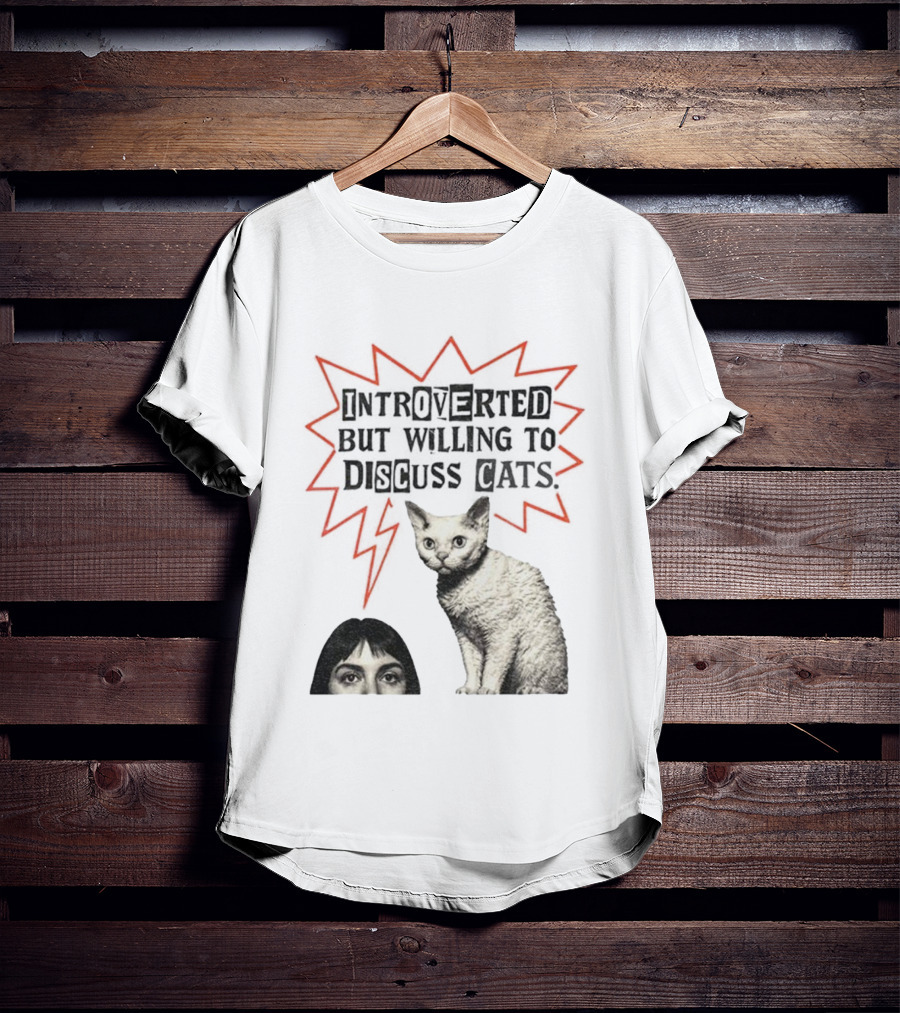 Introverted But Willing To Discuss Cats Vintage Style Funny Cat Design T-Shirt