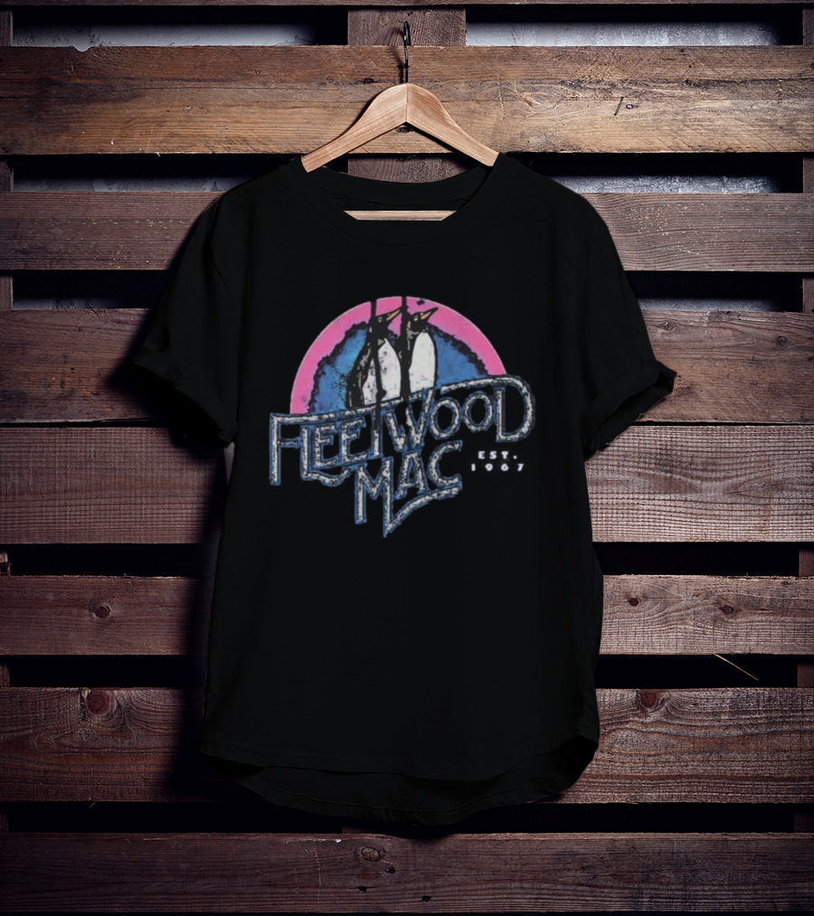 Fleetwood Mac Est. 1967 Penguins Retro Vintage Style T-Shirt
