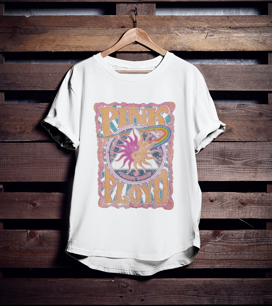 Pink Floyd Rainbow Theater Sun And Pyramid Vintage Style T-Shirt