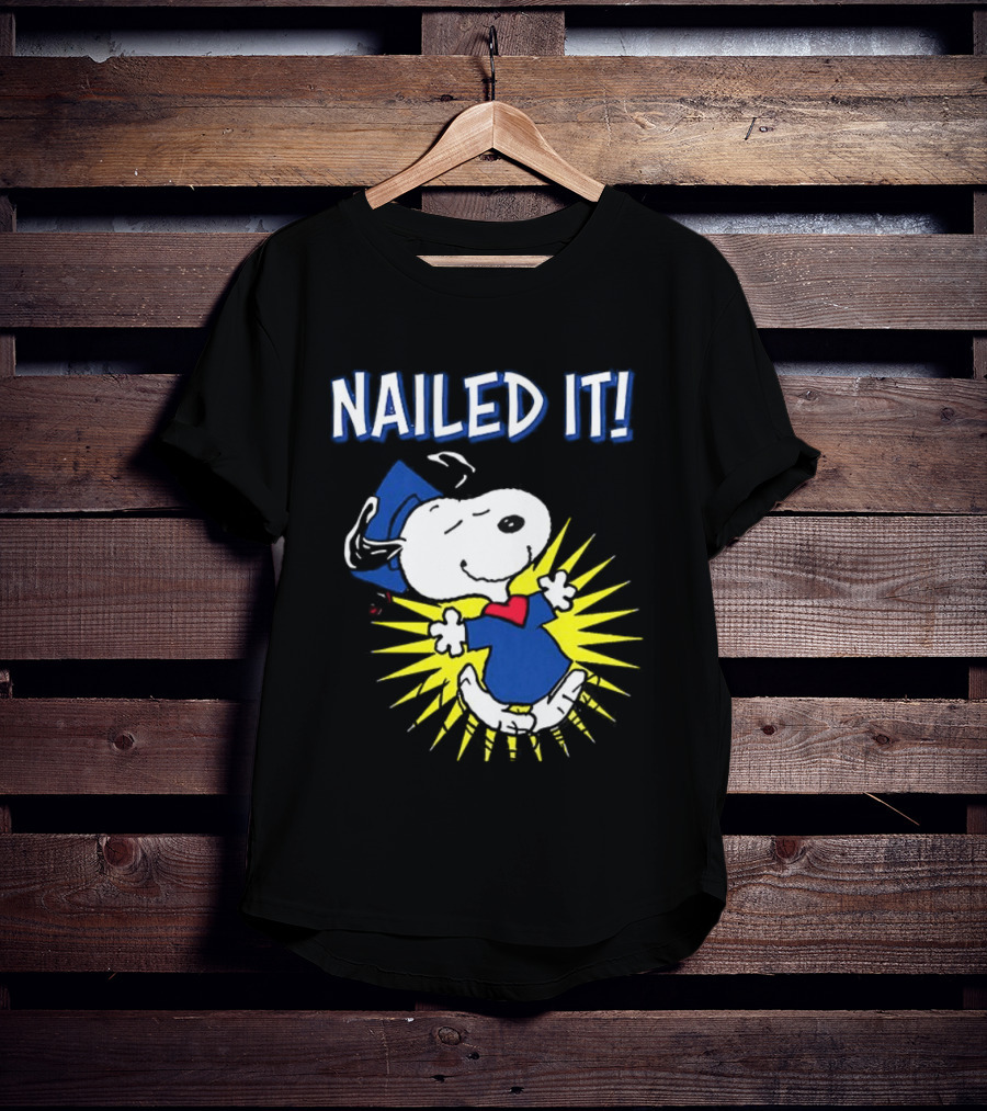 Congratulations Snoopy Nailed It Graduation Celebration T-Shirt
