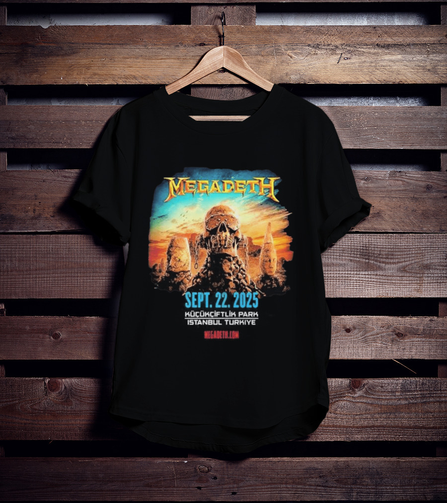 Megadeth September 22 2025 Küçükçiftlik Park Istanbul Turkey Skull T-Shirt
