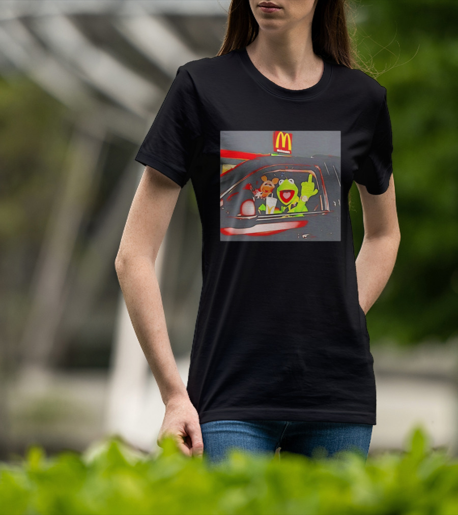 Kermit Frog Middle Finger Miss Piggy Car McDonald's Ride T-Shirt
