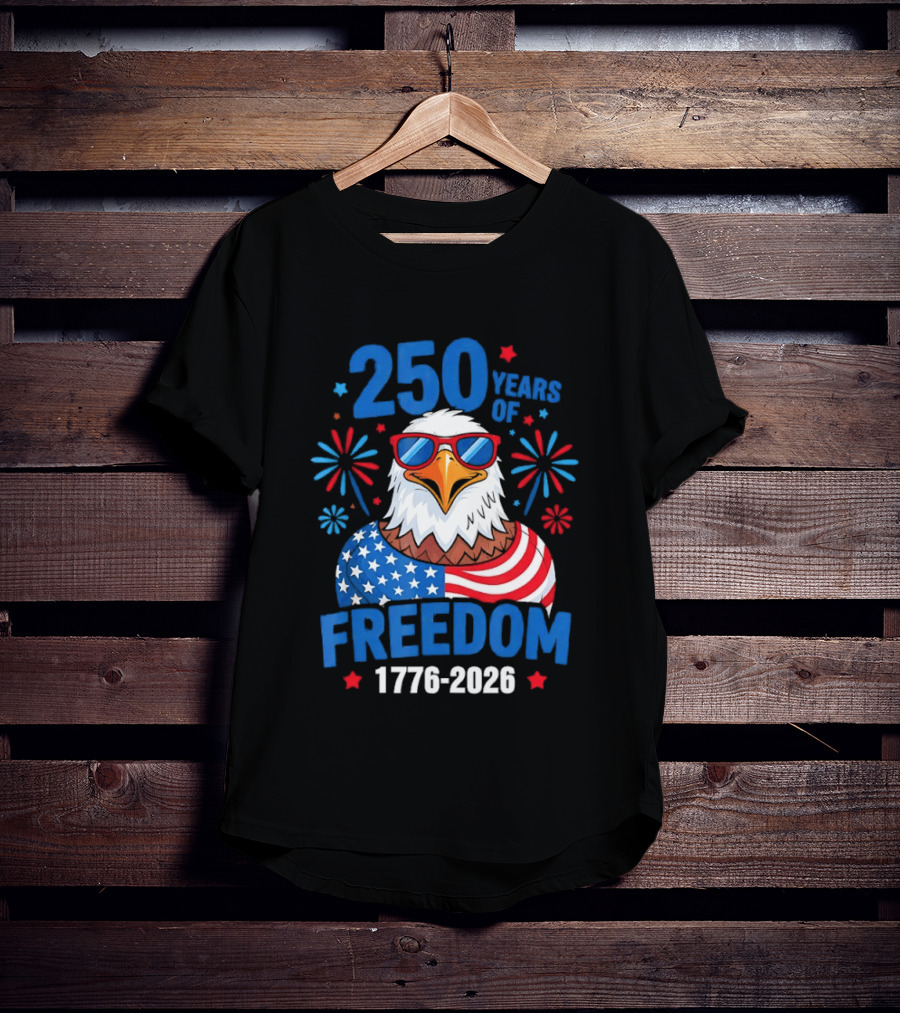 250 Years Of Freedom 1776 2026 Patriotic Bald Eagle USA Flag Celebration T-Shirt