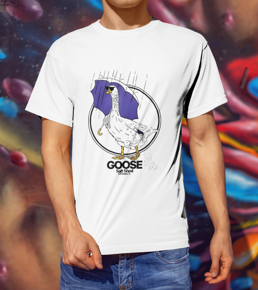 Goose Salt Shed Chicago IL Purple Umbrella Rain T-Shirt