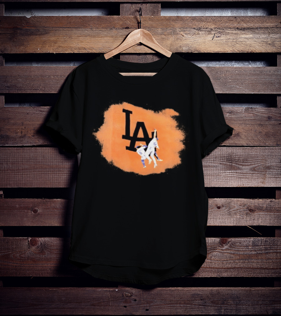 Los Angeles Dodgers Kike Hernandez Manny Machado Highlight Catch T-Shirt