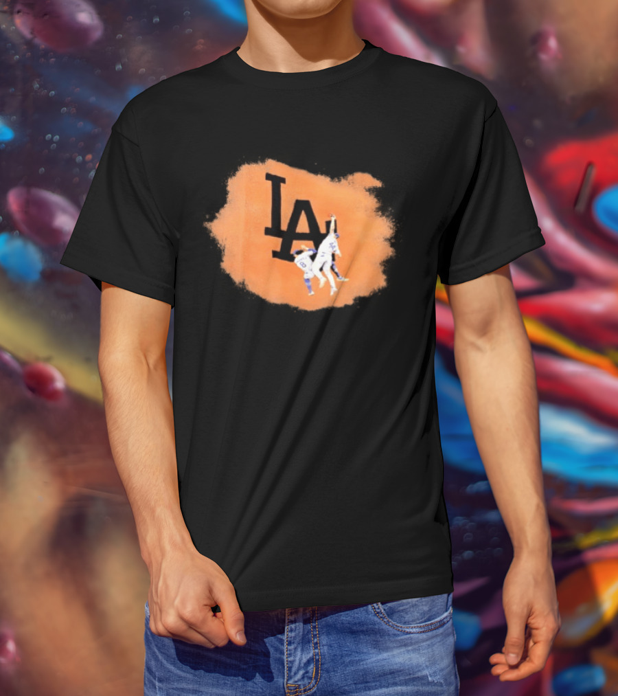 Los Angeles Dodgers Kike Hernandez Manny Machado Highlight Catch T-Shirt
