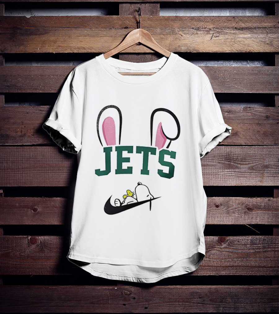 New York Jets Snoopy Peanuts Easter Bunny Ears T-Shirt