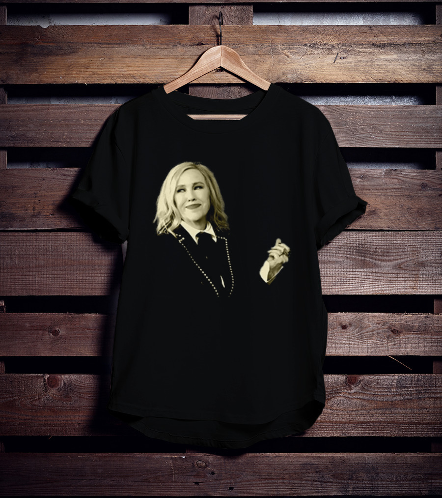 Moira Catherine O'Hara Character Fashion T-Shirt