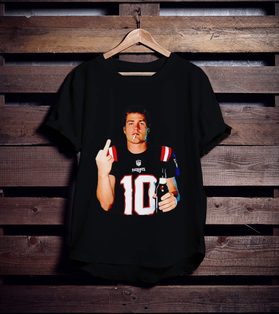 Drake Maye Middle Finger Smoking Holding Beer Can New England Patriots 10 T-Shirt