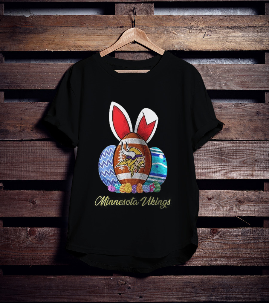 Minnesota Vikings Buc Ees Easter Day Some Bunny Loves The Vikings T-Shirt