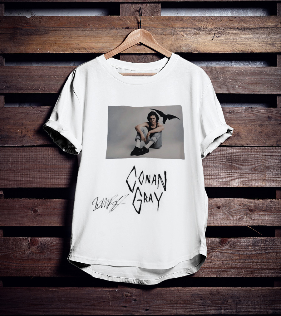 Conan Gray Sitting Pose With Bird T-Shirt