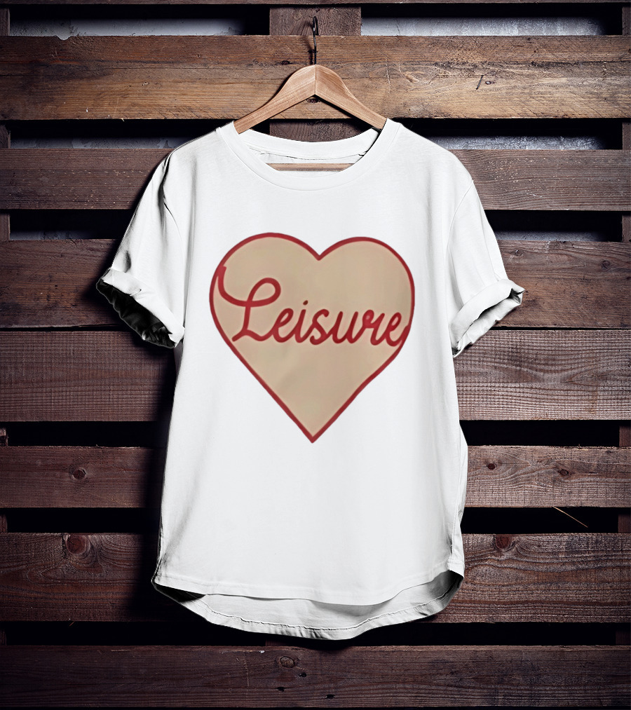Leisure Heart Vintage Script Style Red T-Shirt