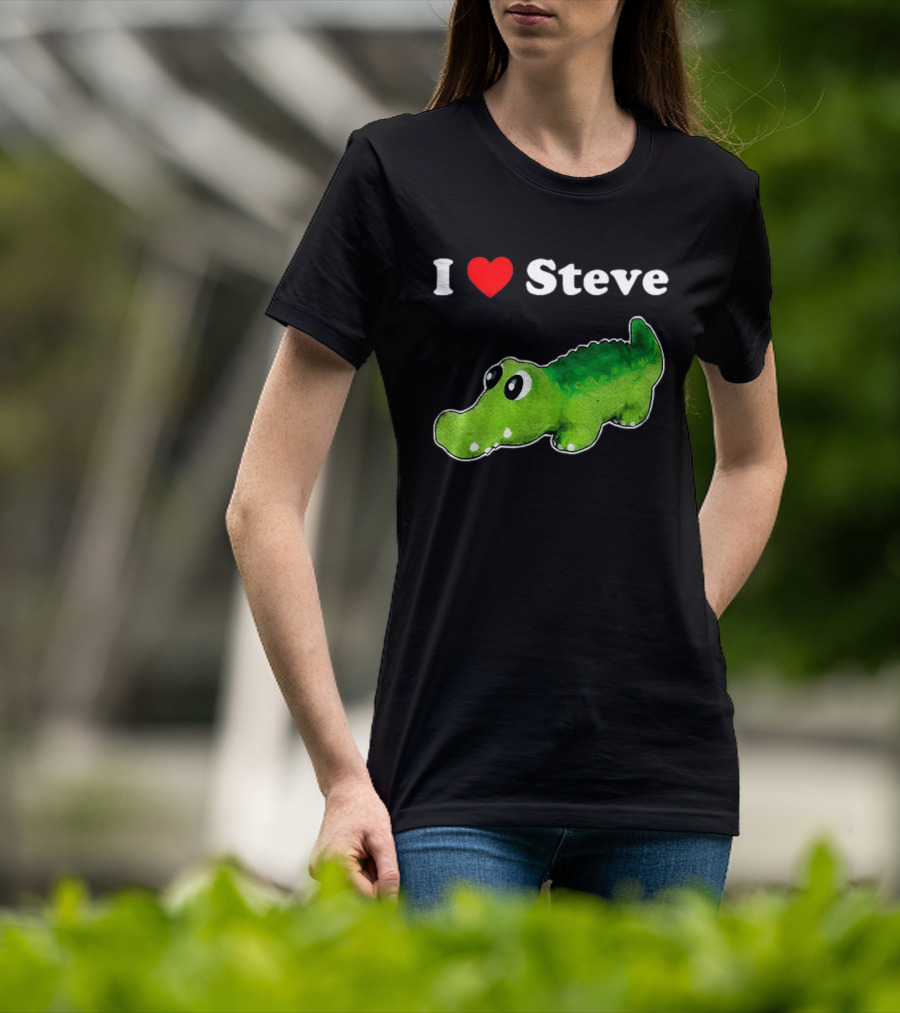 I Love Steve Cute Green Cartoon Gator T-Shirt
