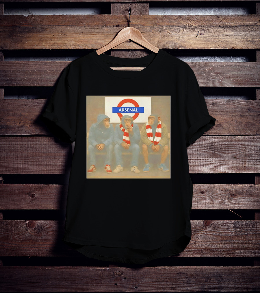 Arsenal Fans Chimpanzee Trio In London Underground Setting T-Shirt