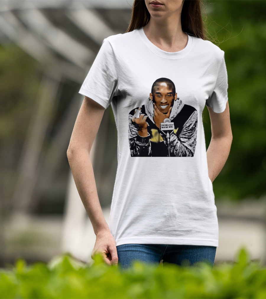 Kobe Bryant Iconic Middle Finger Moment At Press Conference T-Shirt